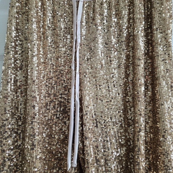 Victoria's Secret Gold Sequin Jogger Lounge/Pajama - Picture 7 of 7